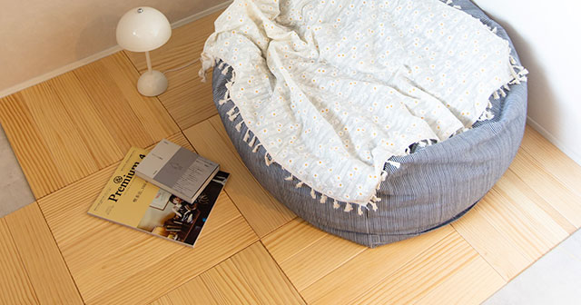 【採用事例】#10 木のフロアマット「oitoki」で作るチルタイムスペース